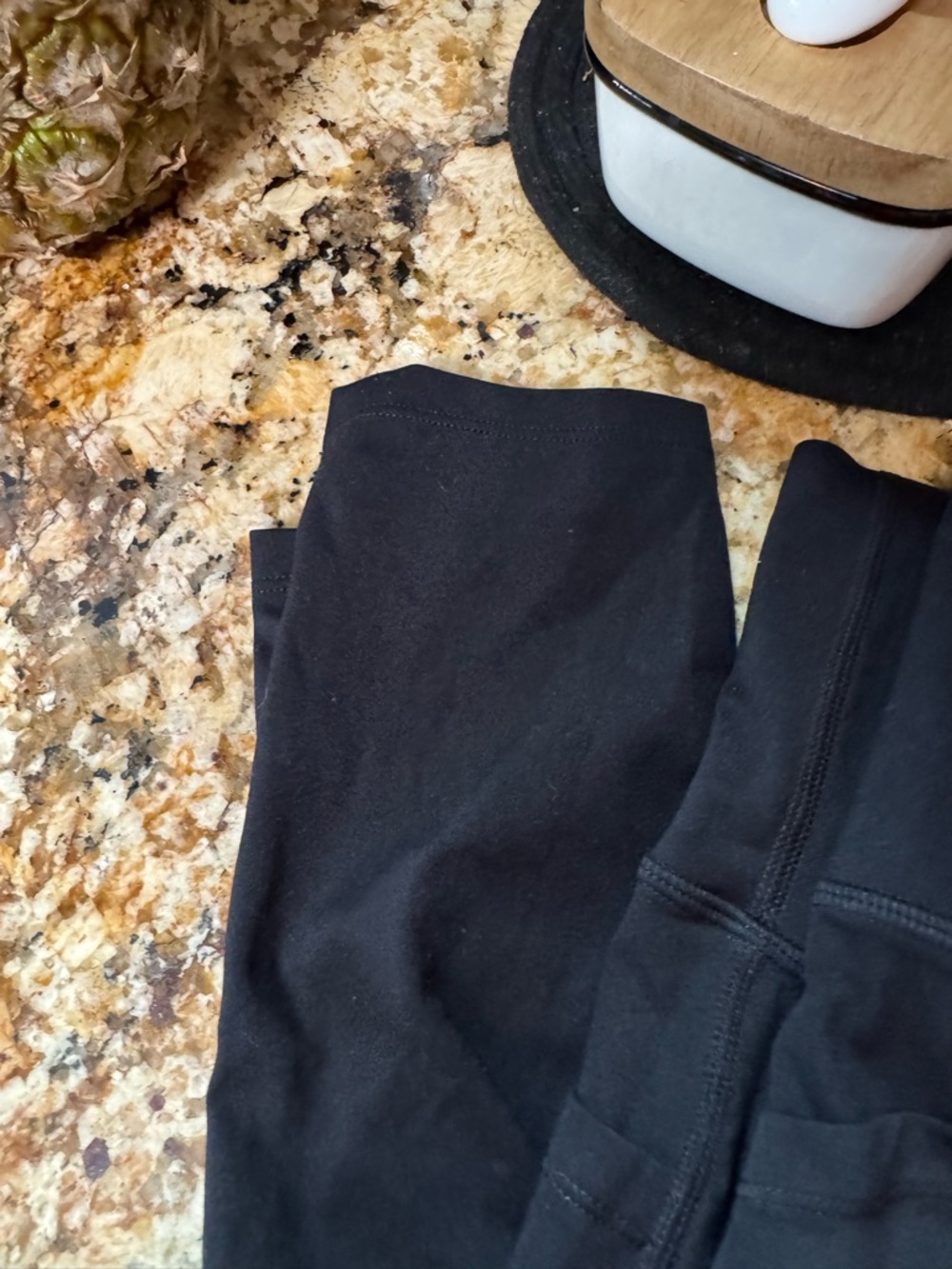 HALARA Black High-Rise Seam Detail Leggings - Picture 3 of 5